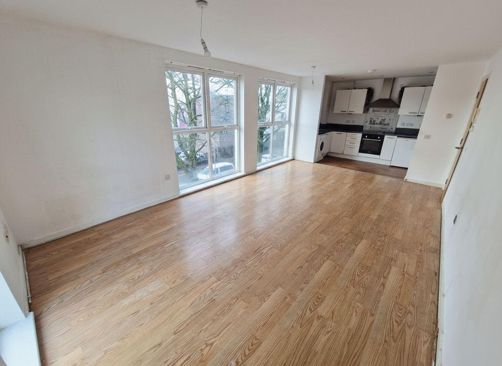 Property photo 2 of 11