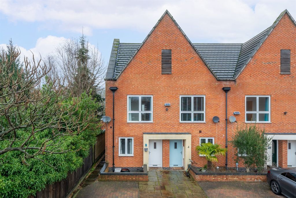 Property photo 1 of 19 (Main)