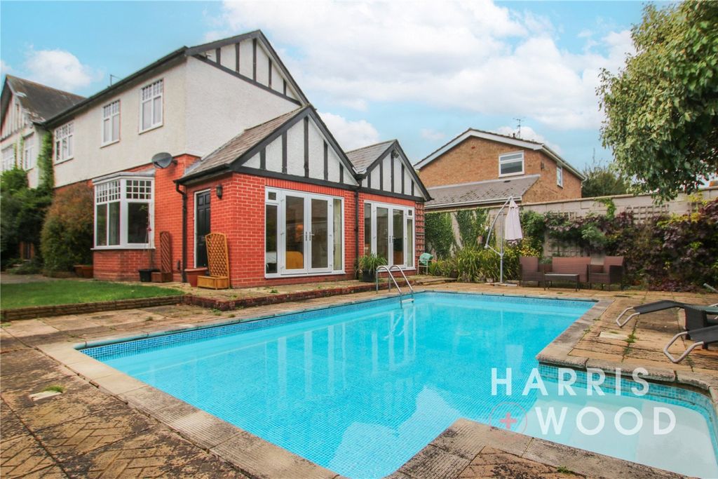 Property photo 1 of 40 3823920