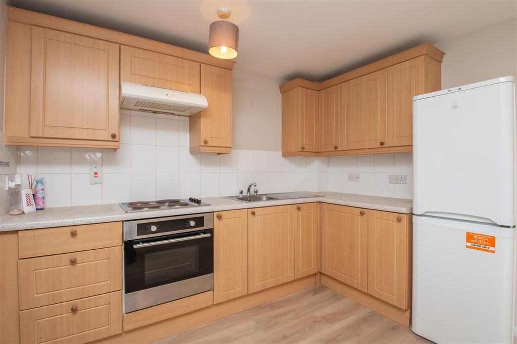 Property photo 2 of 11 65Thompson_1.Jpg