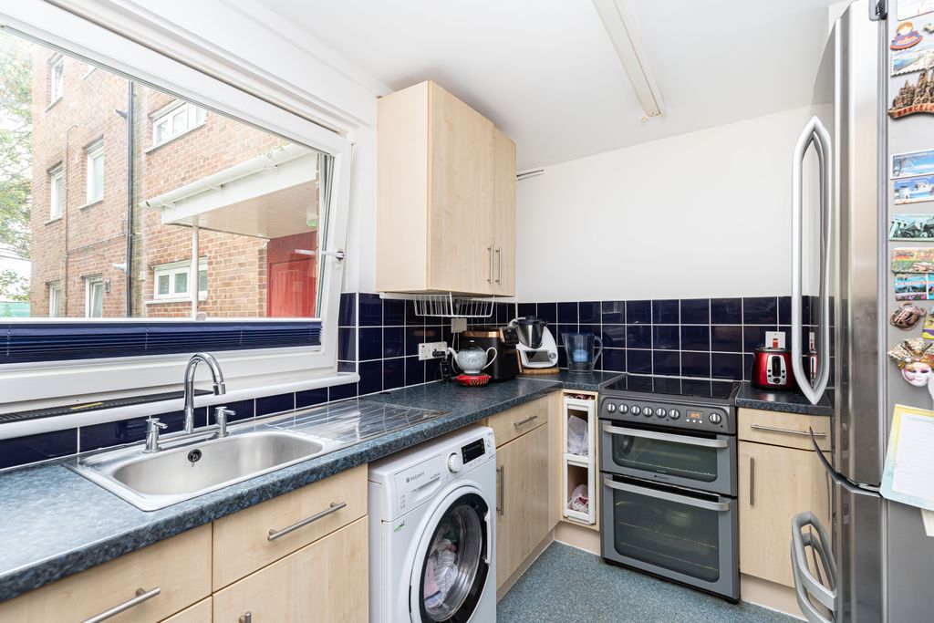 Property photo 3 of 16 Img_4350