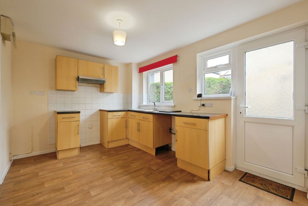 Property photo 3 of 10 Pbox-Img.Jpg