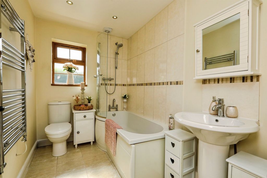 Additional image 23 of 6 bed barn conversion for saleJaques Bank, Crowle, Scunthorpe DN17