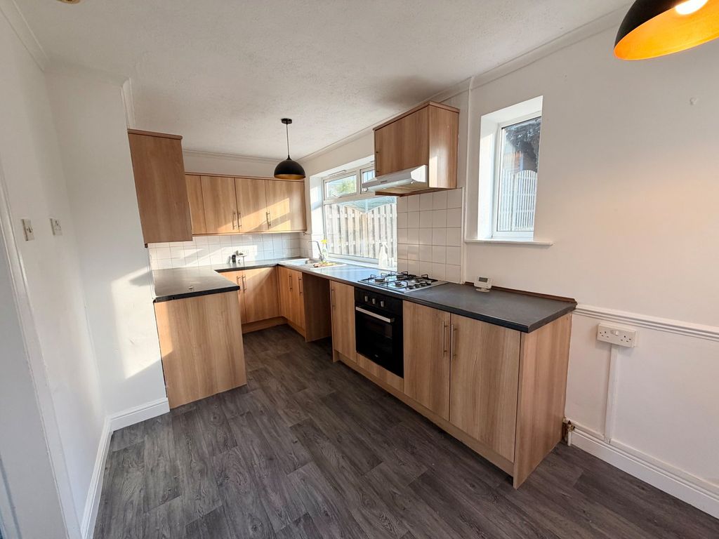 Property photo 2 of 8 Picture No. 07