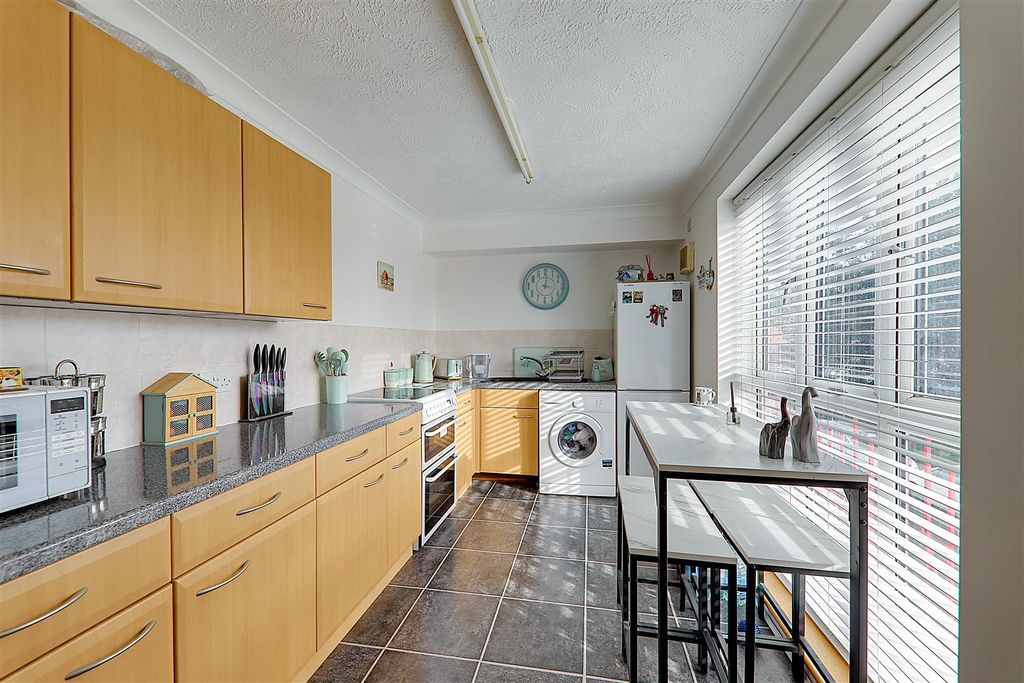 Property photo 3 of 9 Img_9243-Img_9245.Jpg