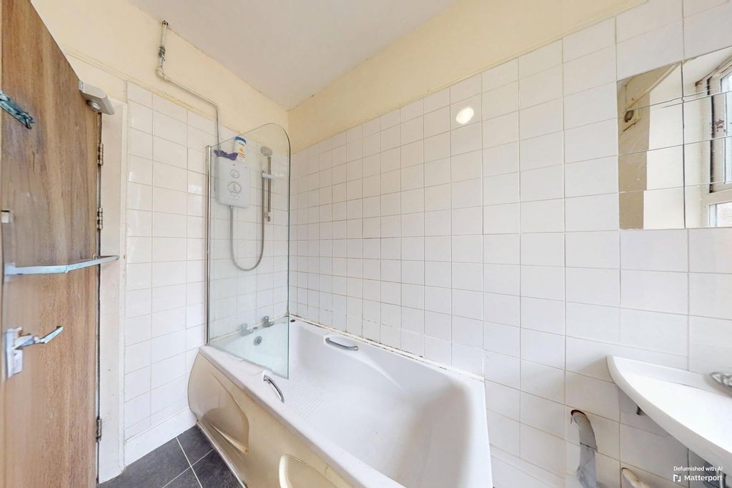 Additional image 13 of 7 bed semi-detached house for saleWaterloo Road, Mablethorpe LN12