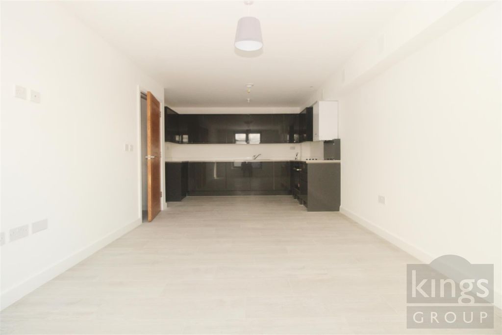 Property photo 1 of 11 Img_7011.Jpg