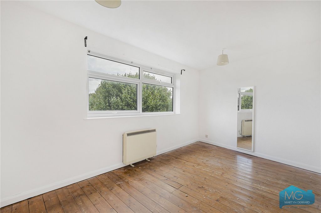 Property photo 2 of 22 Picture No. 31