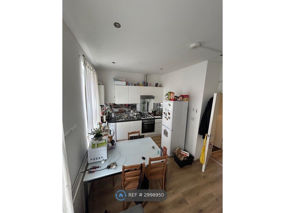 Property photo 2 of 4