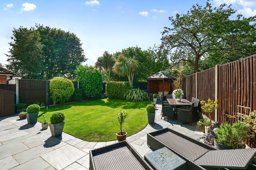 Property photo 3 of 26 Picture No. 14