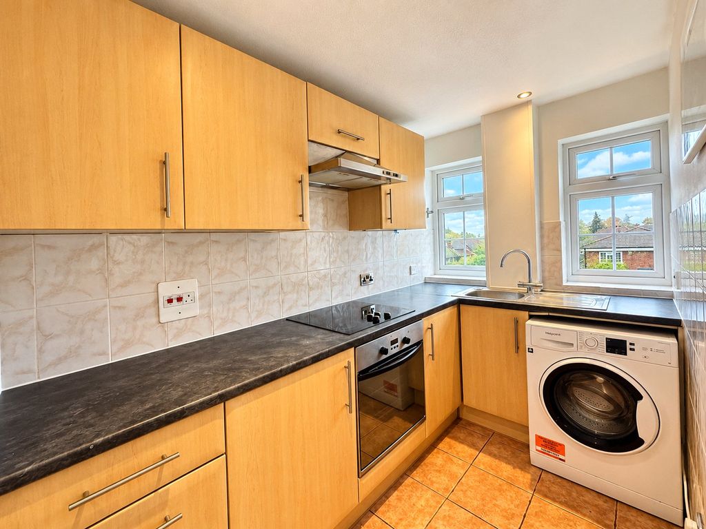 Property photo 3 of 8 Picture No. 18