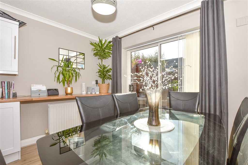 Property photo 3 of 13 Dining Area