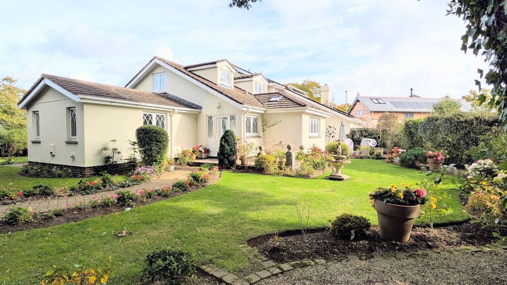 Property photo 1 of 27