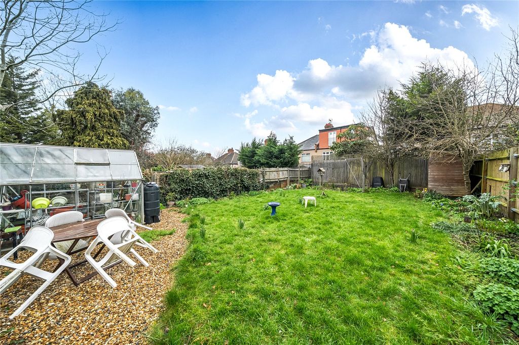 Property photo 2 of 15 Picture No. 18