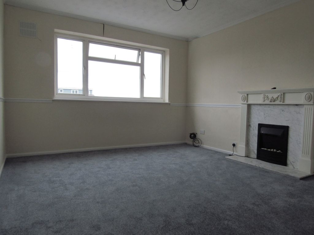 Property photo 2 of 6 Img_1014