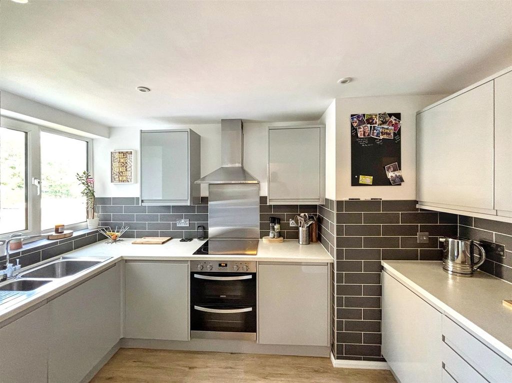 Property photo 2 of 16 2.Jpg