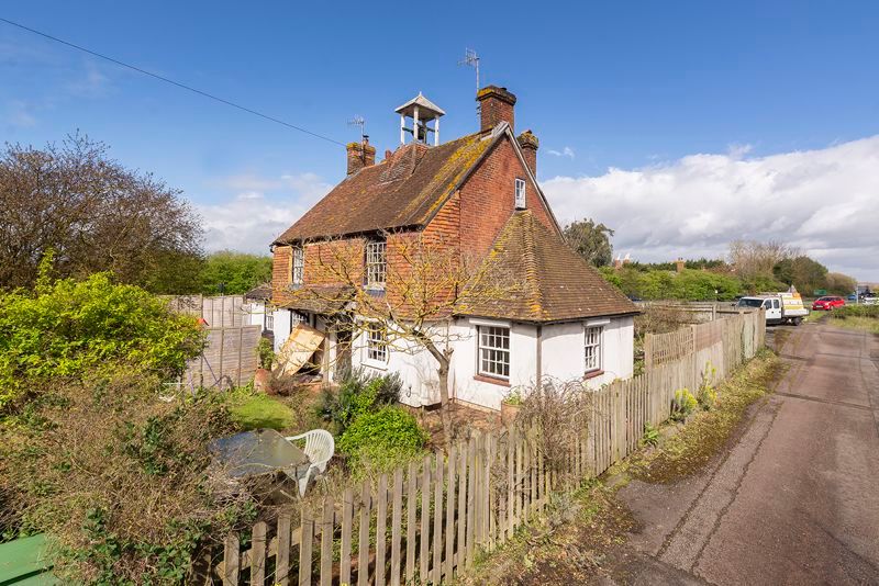 Property photo 1 of 17 Photo 1