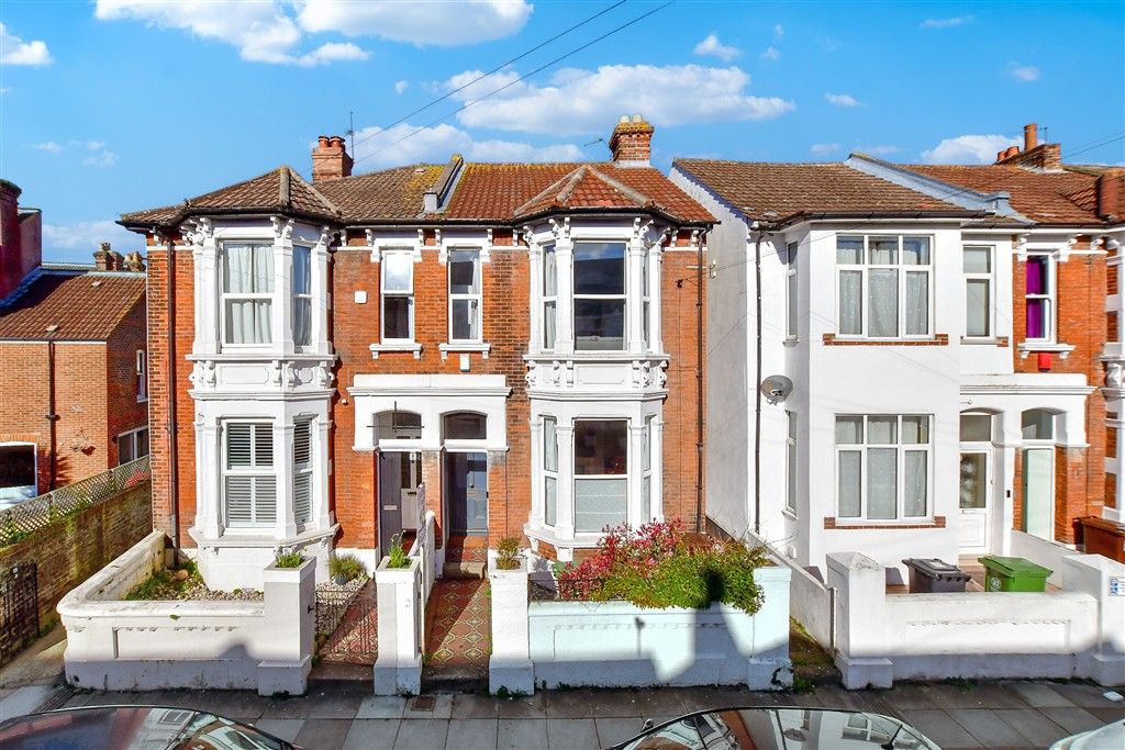 Property photo 1 of 12 Front (Web)