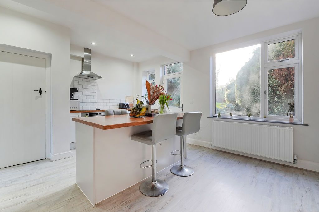Property photo 1 of 32 Kitchen