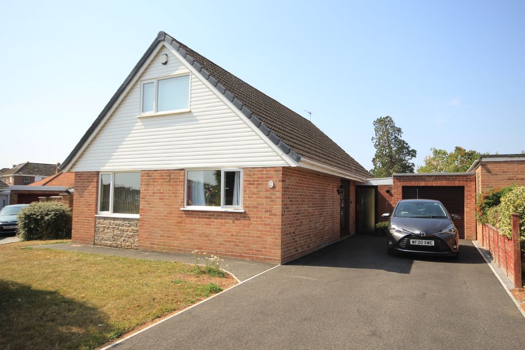 Property photo 1 of 20