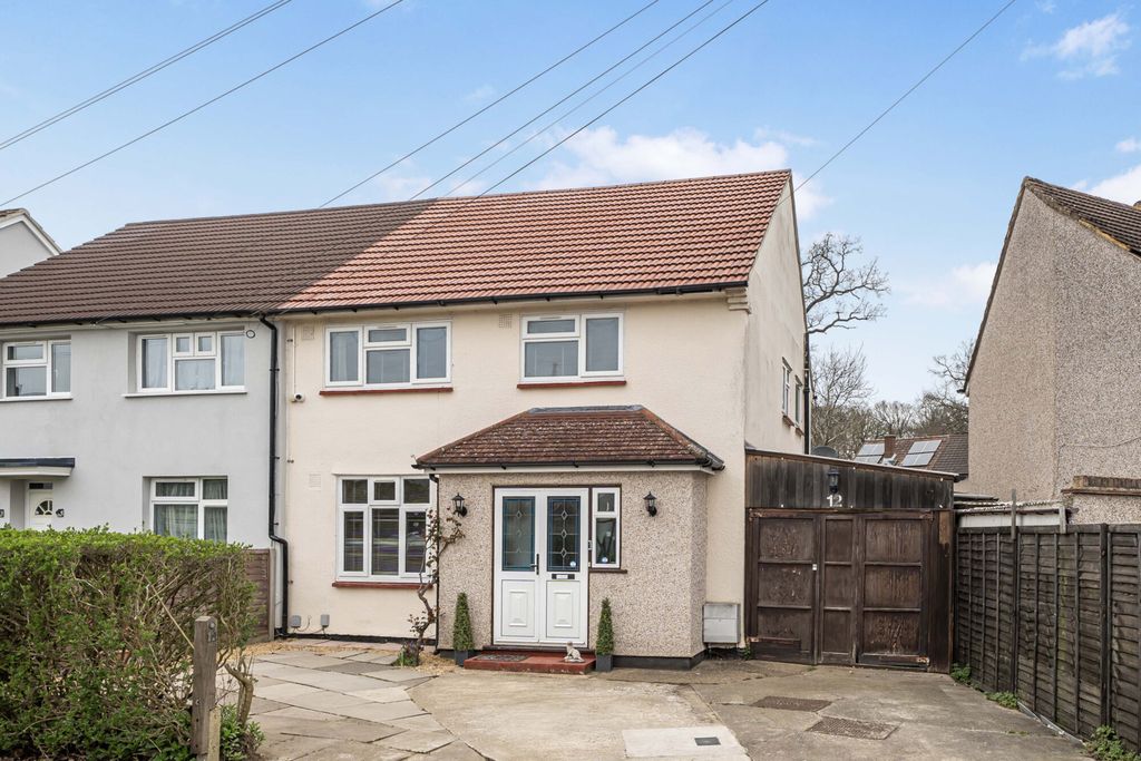 Property photo 1 of 21 1433707-33-69cd33...