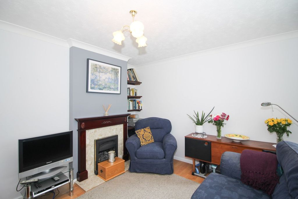 Property photo 3 of 14