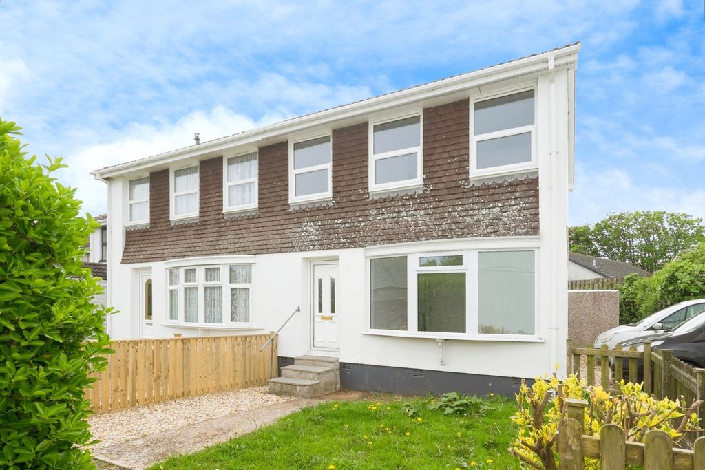 Property photo 2 of 19 Photo