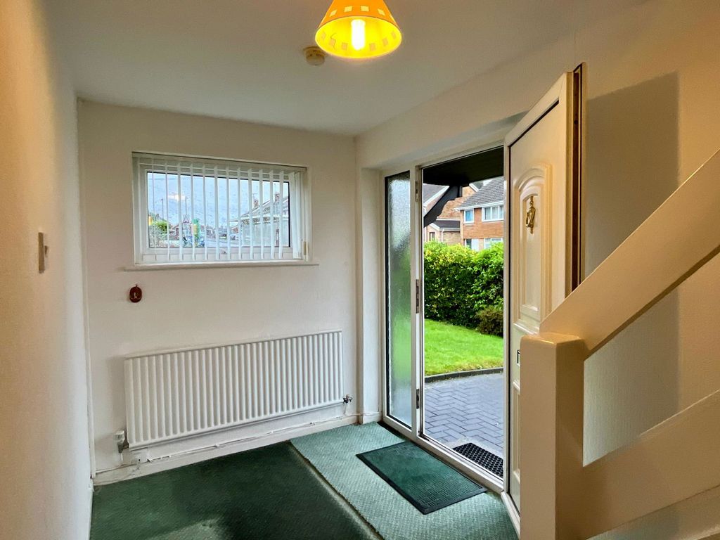 Property photo 2 of 20