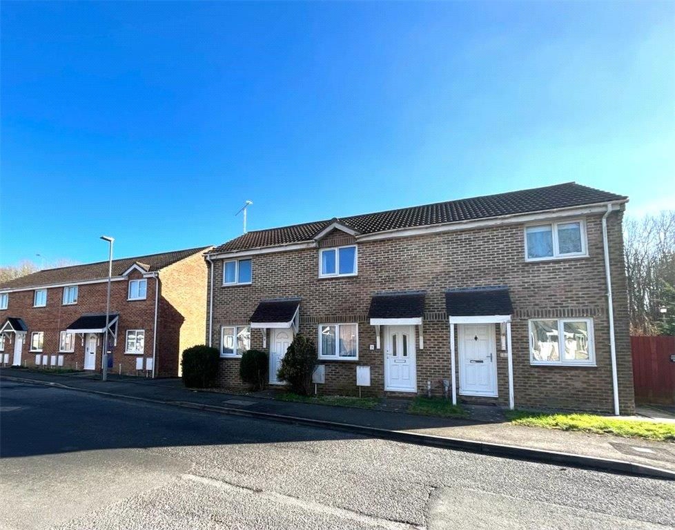 Property photo 1 of 9 Exterior