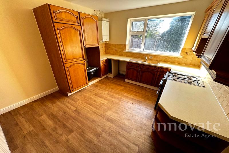 Property photo 3 of 6 Photo 2