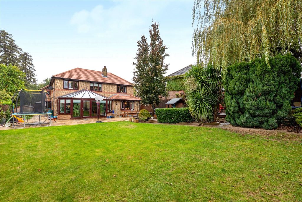Property photo 3 of 16 Picture No. 40