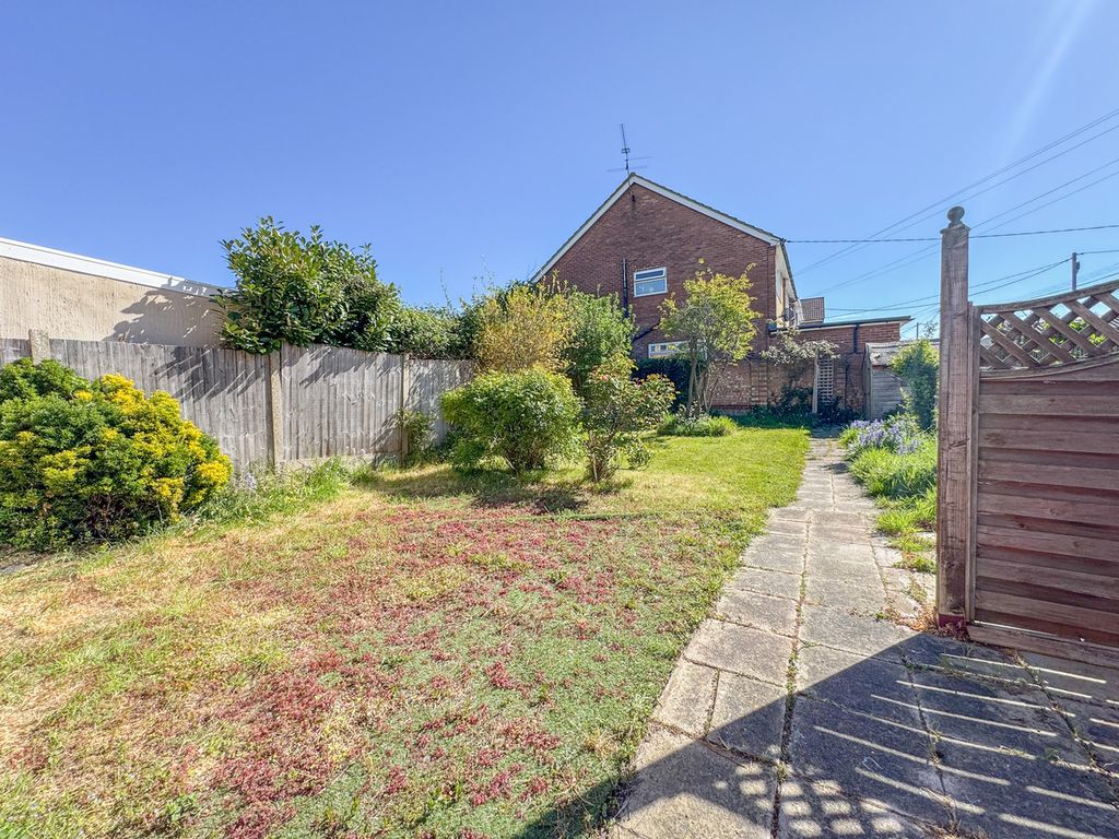 Property photo 3 of 23