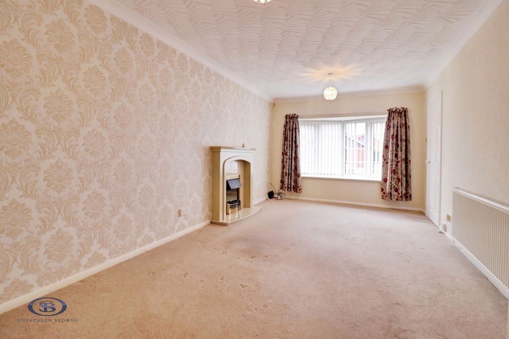 Property photo 2 of 16 Pbox-Img.Jpg
