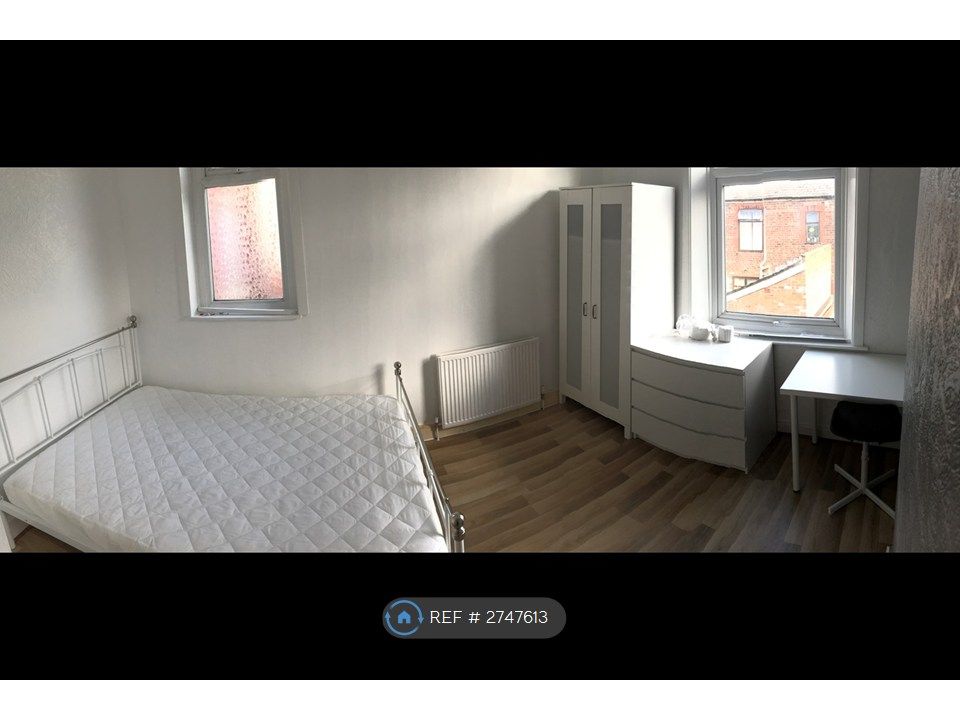 Property photo 3 of 15 Bedroom 3