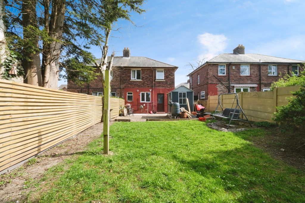 Property photo 2 of 15