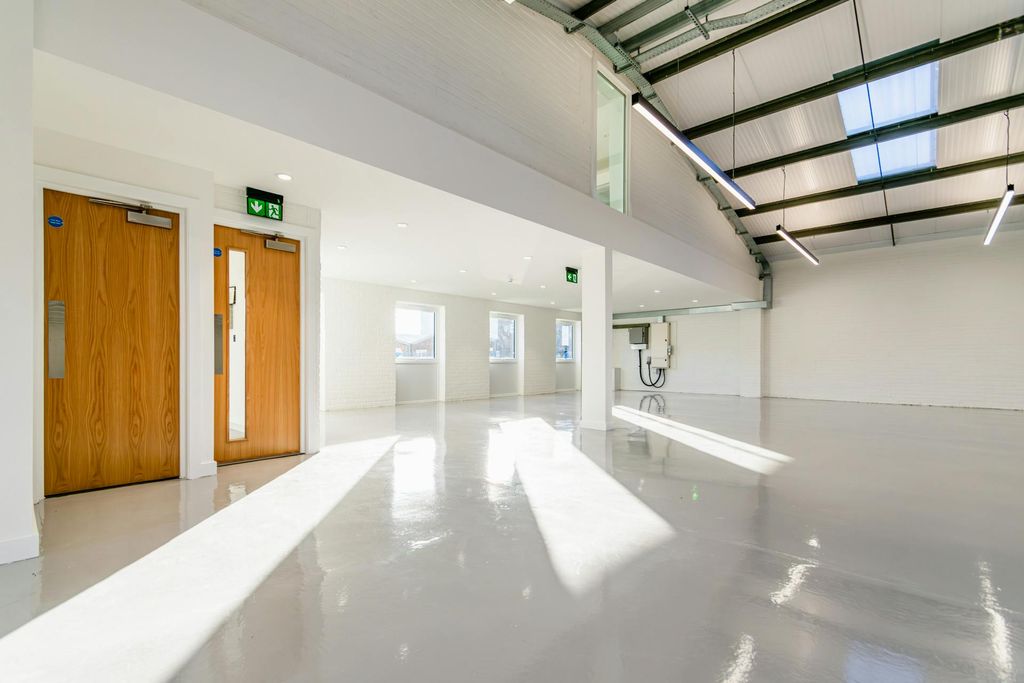 Property photo 3 of 7 19.Jpg