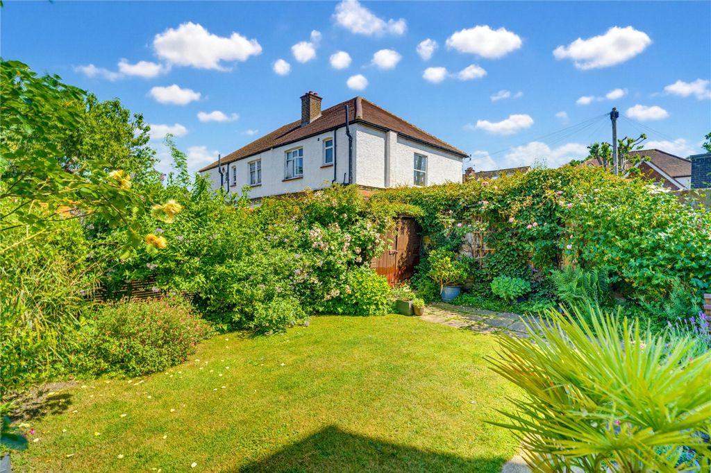 Property photo 2 of 12 Picture No. 53