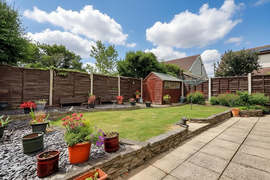 Property photo 3 of 31 Picture No. 07