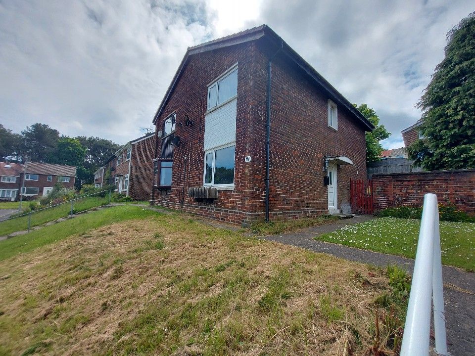 Property photo 2 of 20