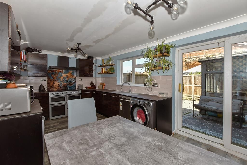 Property photo 3 of 8 Kitchen/Diner
