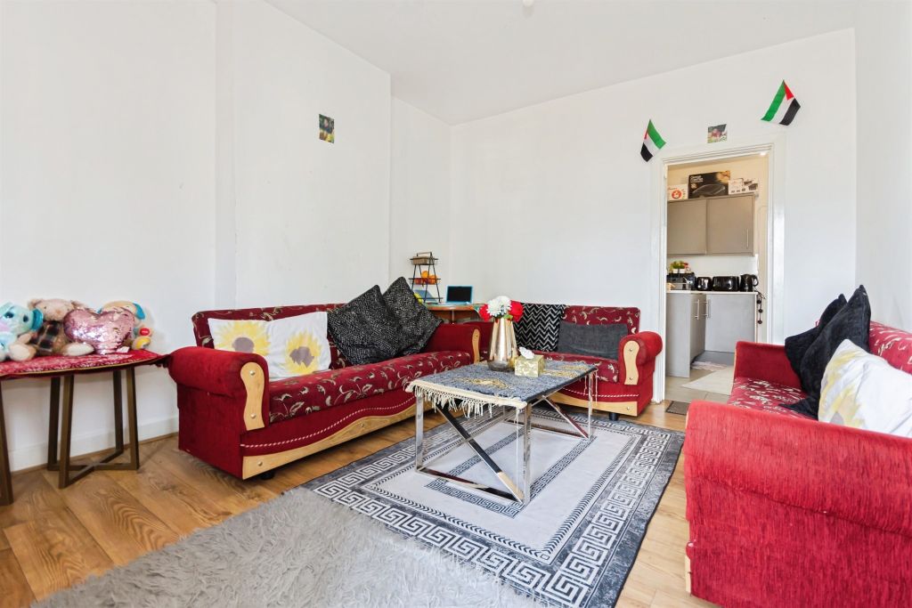 Property photo 2 of 12