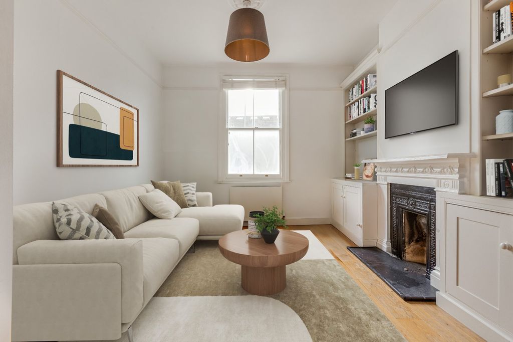 Property photo 2 of 11