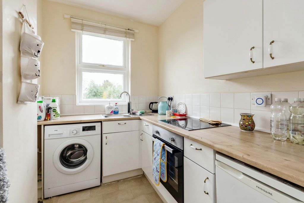 Property photo 2 of 17 Photography