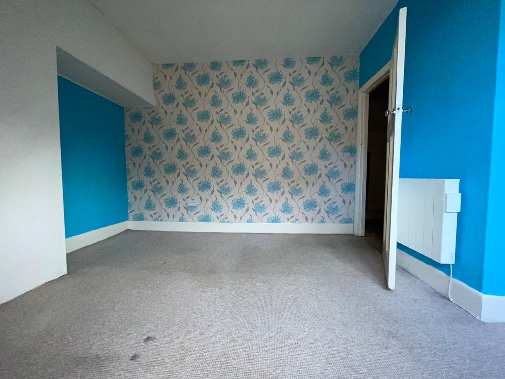Property photo 3 of 7 Picture No. 09