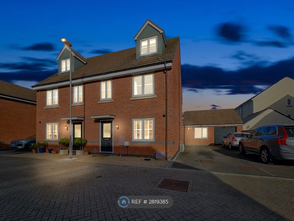 Property photo 1 of 35