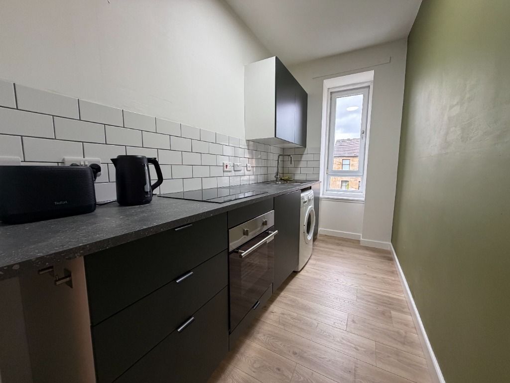 Property photo 3 of 11 Photo 3