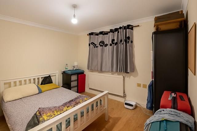 Property photo 3 of 5 Bedroom