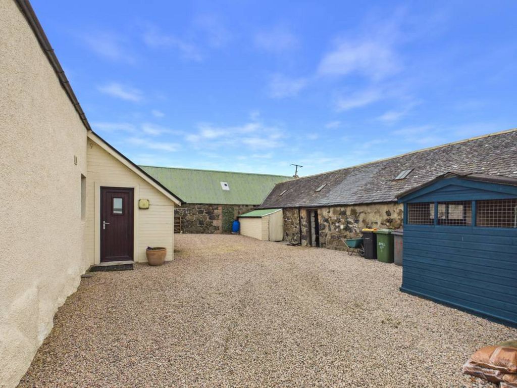 Property photo 3 of 40