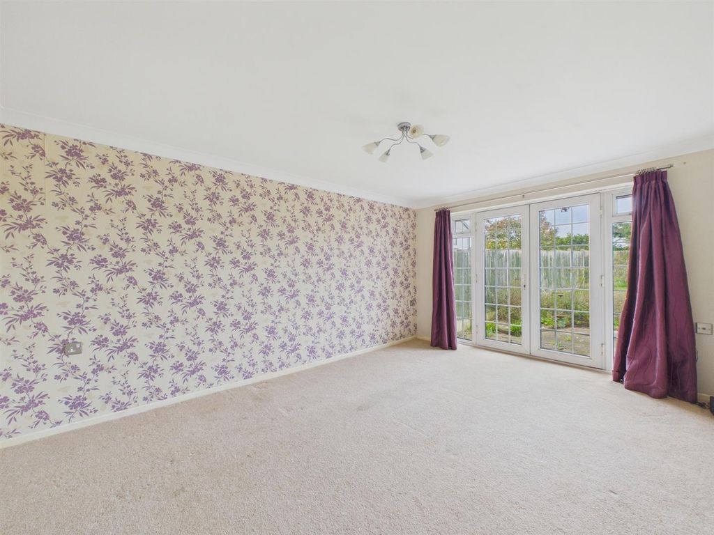 Property photo 2 of 15 Cam03972G0-Pr0297-Still004.Jpg