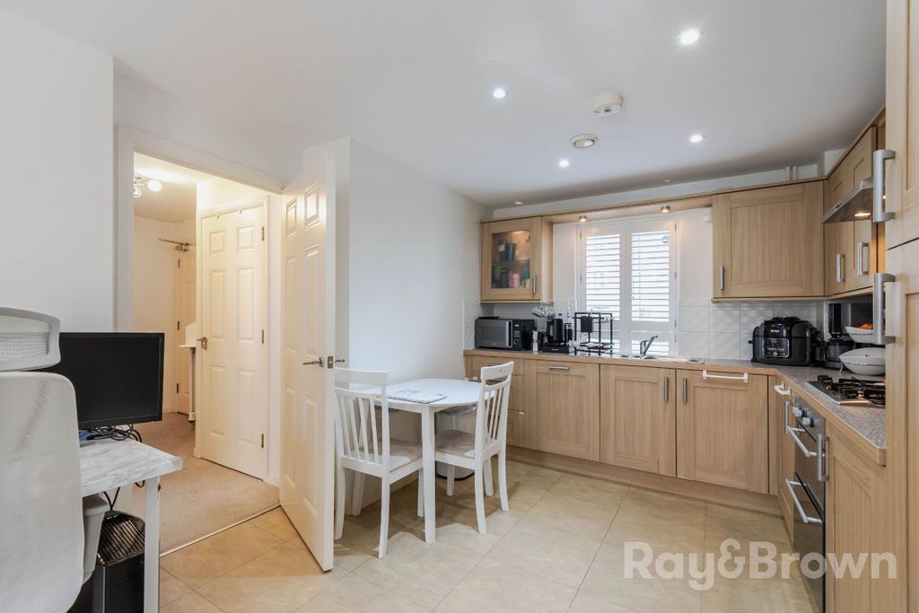 Property photo 3 of 29